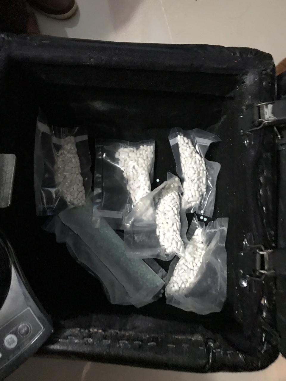 FOTO MAS DE DOS MIL PASTILLAS INCAUTADA POR DNCD