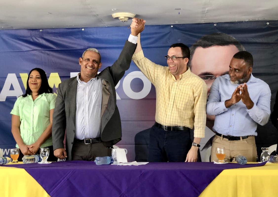 ALCALDE GERSON ROSARIO APOYA A NAVARRO