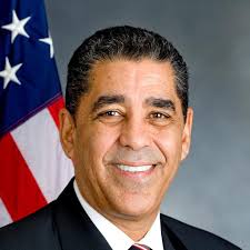 Adriano Espaillat