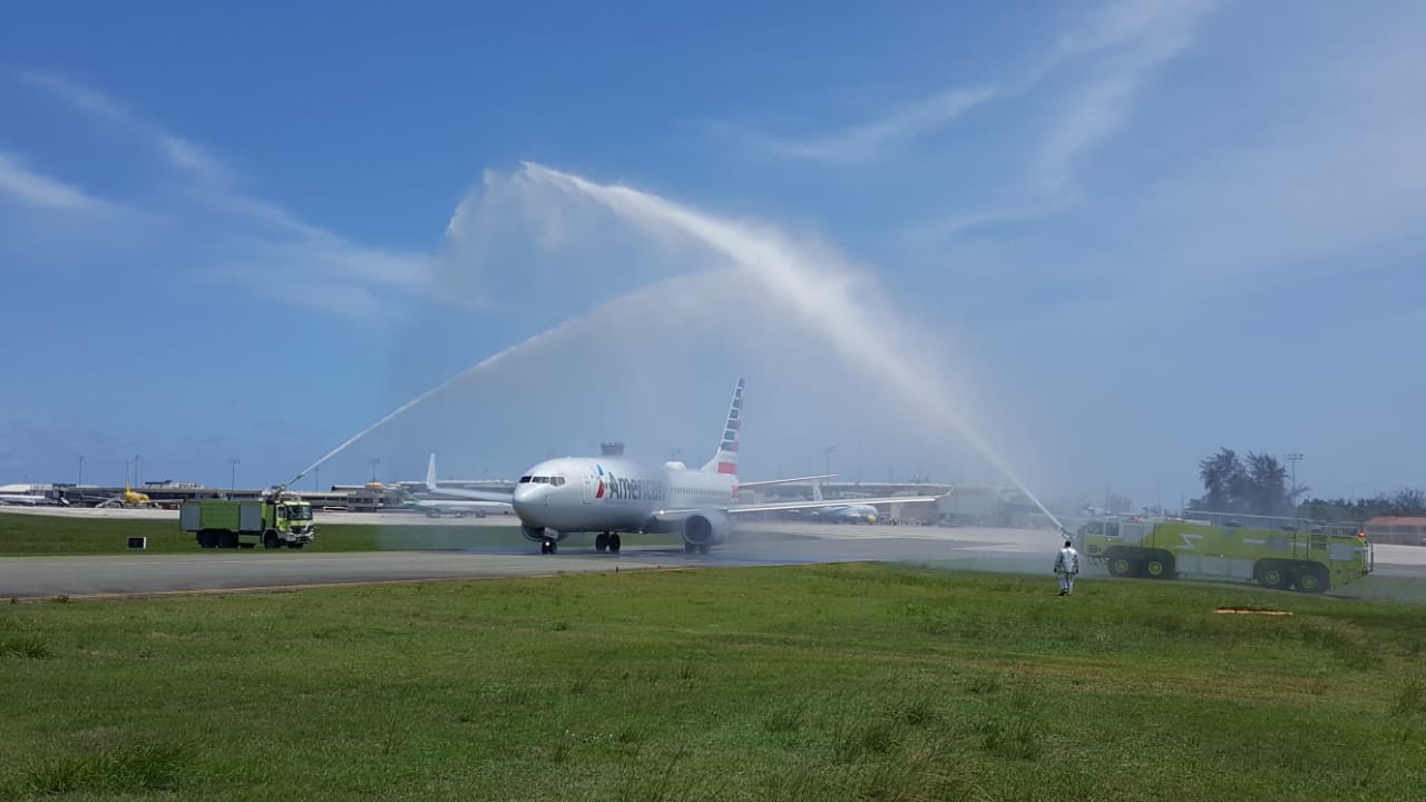 Fot Bautizo Vuelo AA 2444 Con Destino A Dallas Forthworth Desde AILA 1