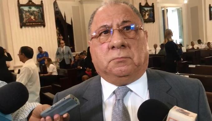 Monchy Fadul Habia Acuerdos Para Que Leonel Fuera Con Una Turba Al Congreso