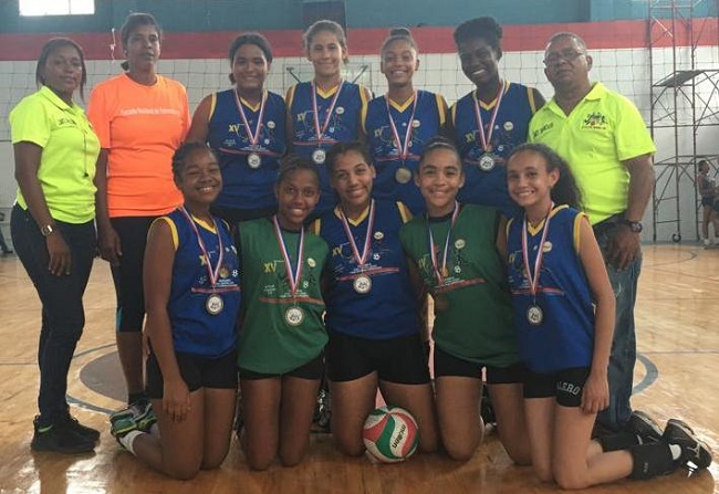 Equipl Infantil Volei Calero 2