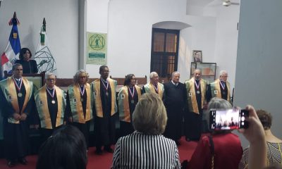 EL DOCTOR DURANTE LA CEREMONIA