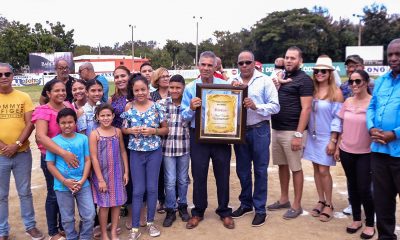 2 Reconocimiento A Angel Estrella Liga Los Sapos