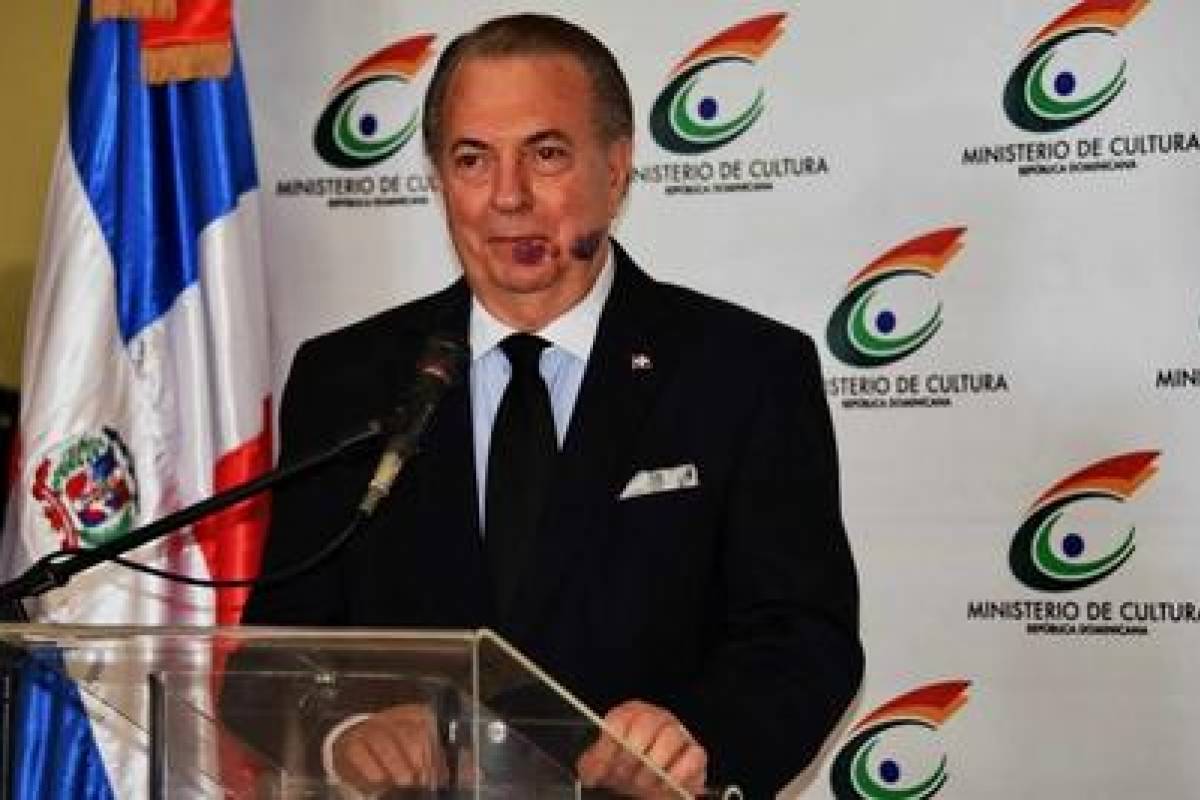 Euardo Selman Mnistro De Cultura.