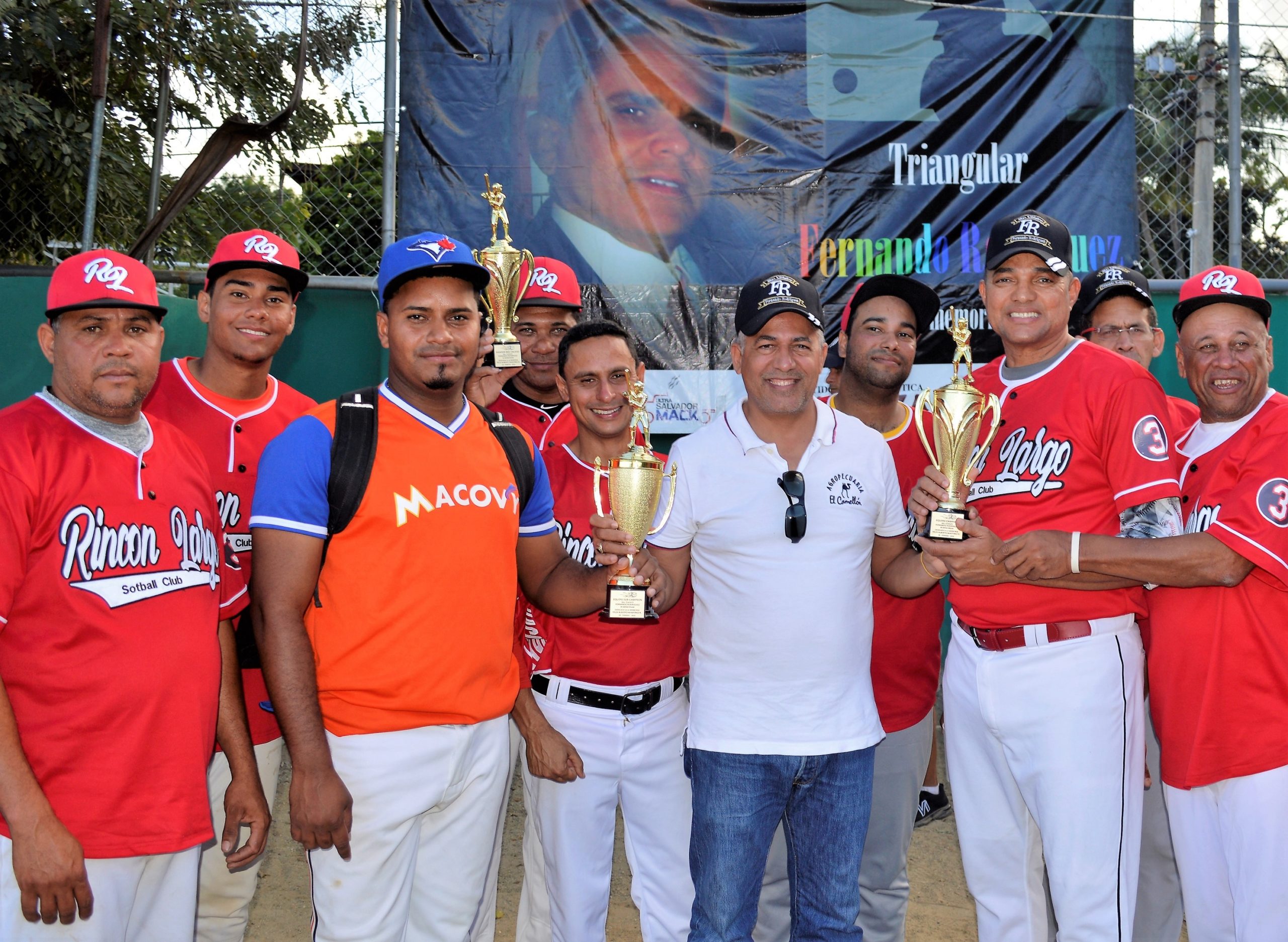 Campeones Scaled