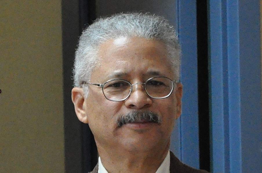 Carlos Segura Cuentos Pueblerinos