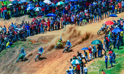Competencia De Motocross 