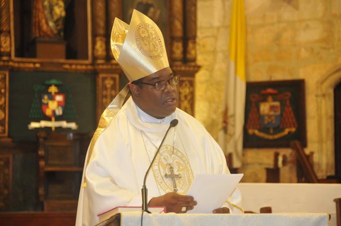 Obispo Castro Marte