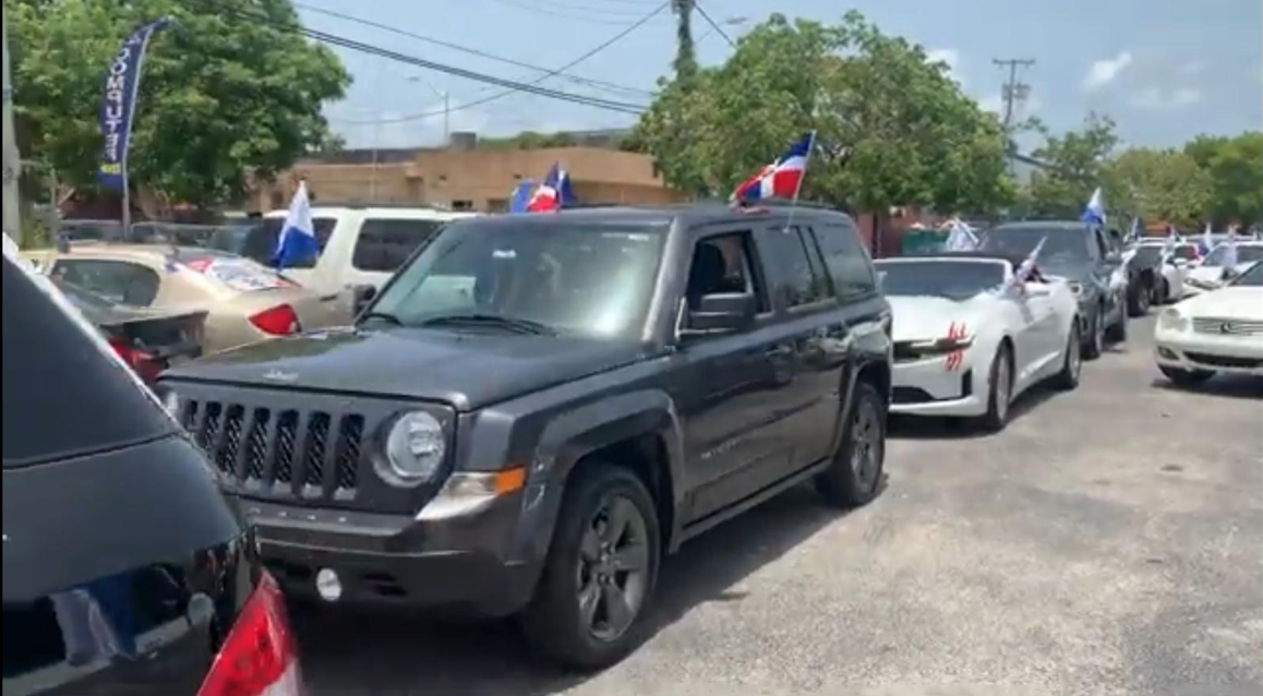Foto MIAMI. Parte De La Caravana Realizada Por El PRM.