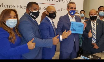 Foto Luis Abinader Con La Comision De Dirigentes De La Seccional Del PRM En La Florida Sur