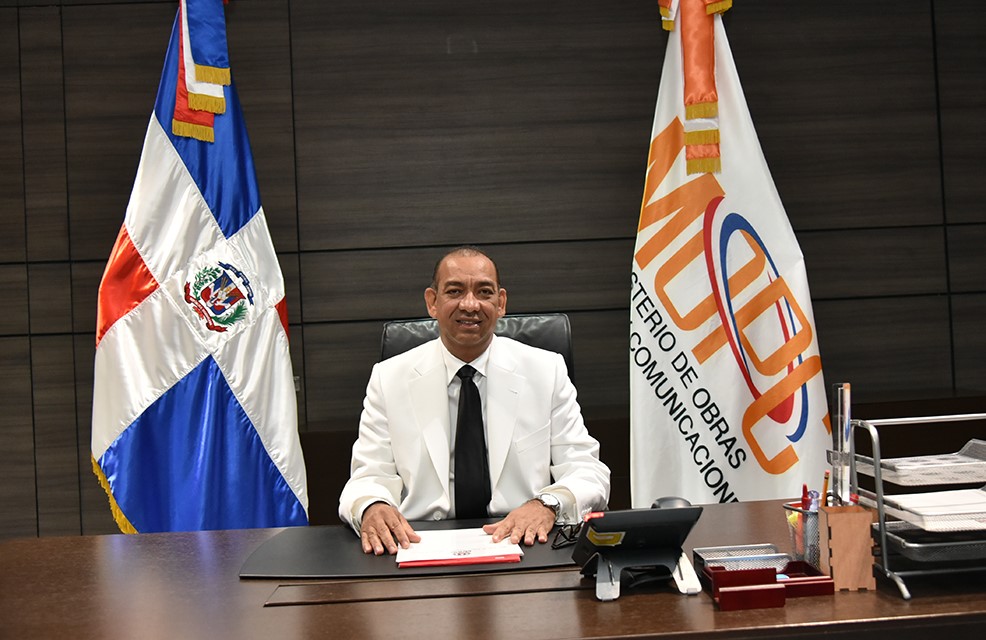 Deligne Ascencion Ministro De Obras Publicas.
