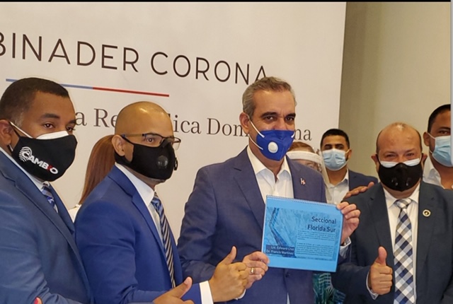 Foto El Presidente Electo Luis Abinader Junto A Los Directivos De La Seccional Del PRM En La Florida Sur Estados Unidos.