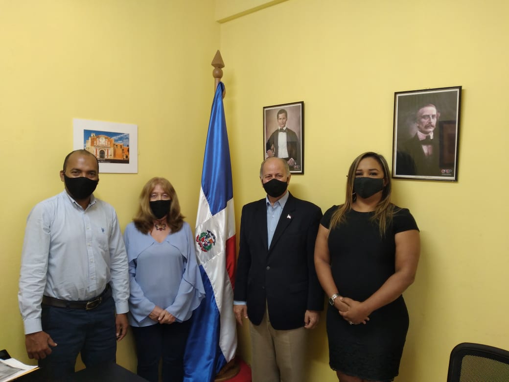 Consejo De La Diaspora Y El Embajador Serulle2