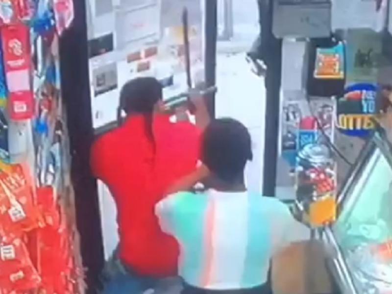 Hispanos Se Enfrentan A Machetazos En El Bronx.jfif