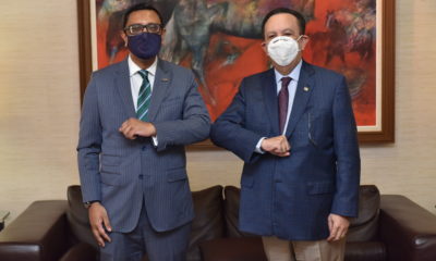Reunion Gobernador Y Emajador Reino Unido 1