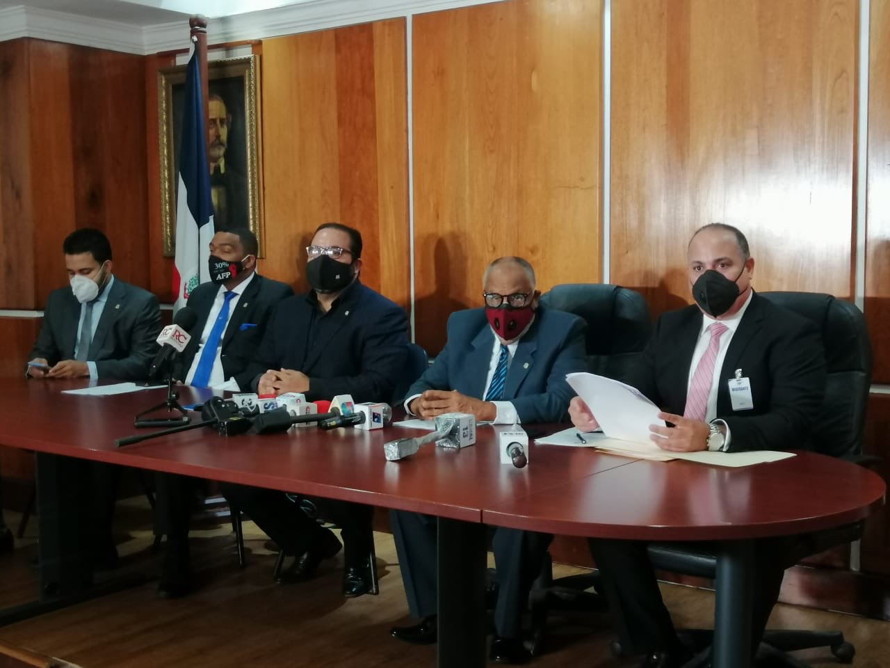 Foto Desde La Derecha Jose Balaguer El Diputado Maximo Castro Silverio El Senador Ramon Rogelio Genao Y El Diputado Rogelio Alfonso Genao Lanza