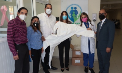 Foto Personal Del Centro Especializado De Atencion De Salud Juan XXIII Reciben El Donativo