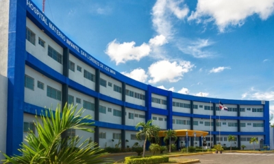 Fachada Maternidad De Los Mina