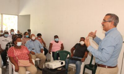 Foto El Diputado Carlos Sanchez Habla En El Taller