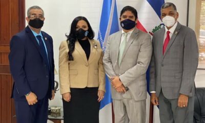 Foto Los Diputados Del PARLACEN Junto Al Representante De La FAO En El Pais Rodrigo Castaneda