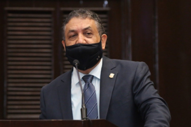Gustavo Sanchez 4