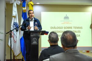 Ministro De Medio Ambiente Se Reune Con Sectores Sociales De La Vega 1