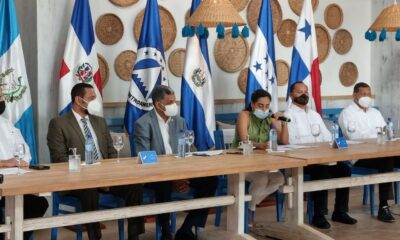 Foto La Presidenta Del PARLACEN Fanny Salinas Habla En La Conferencia Sobre Turismo Celebrada En Las Terrenas Samana.