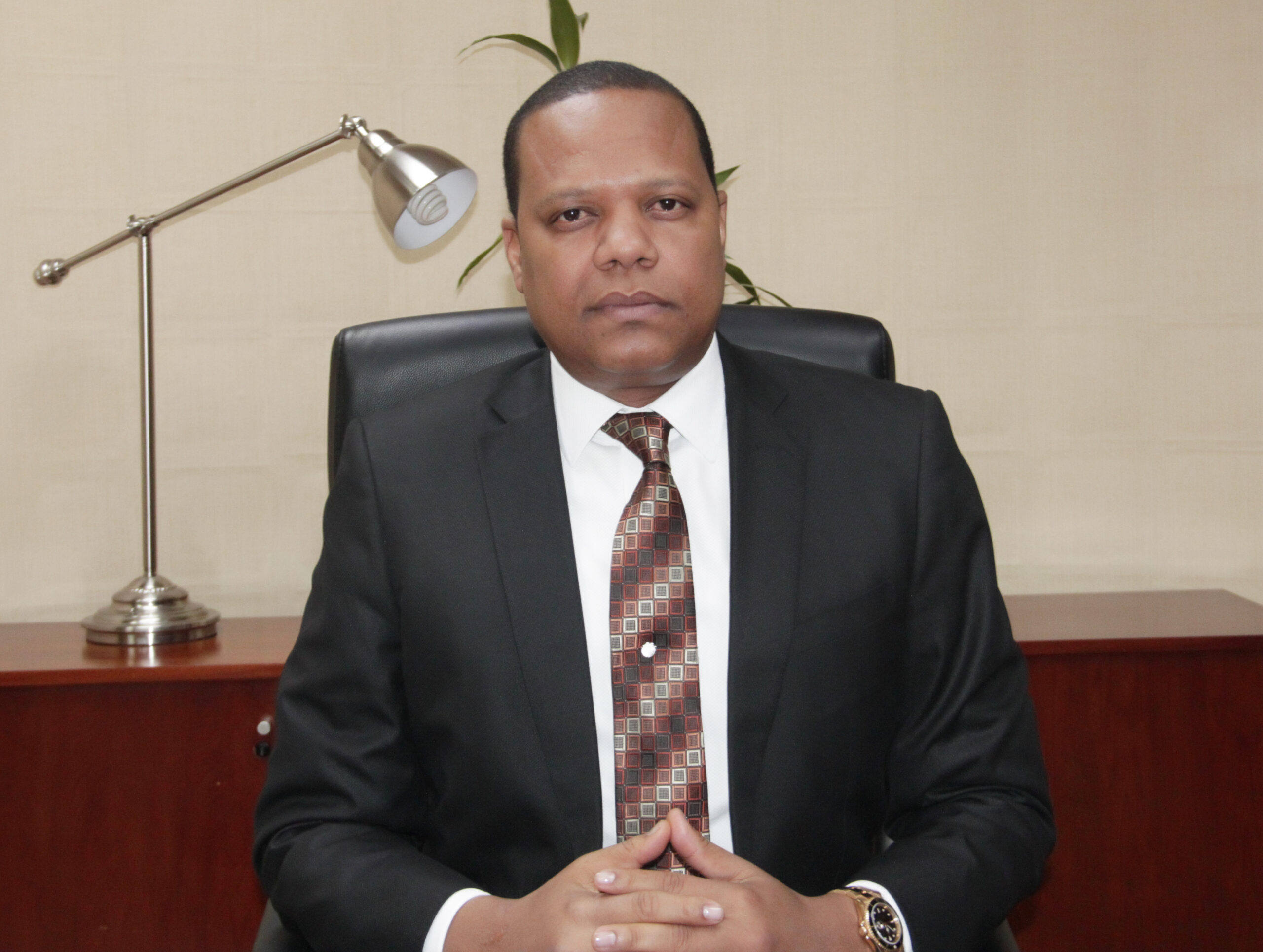 Foto El Director Ejecutivo De Pro Consumidor Eddy Alcantara 1 Scaled