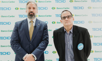 Foto 1 Los Presidentes De Banco Caribe Y De Techo Dennis Simo Y Miguel Cunillera.
