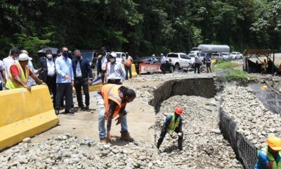 Ministro Deligne Ascencion Supervisa Construccion Carretera Loma Mala