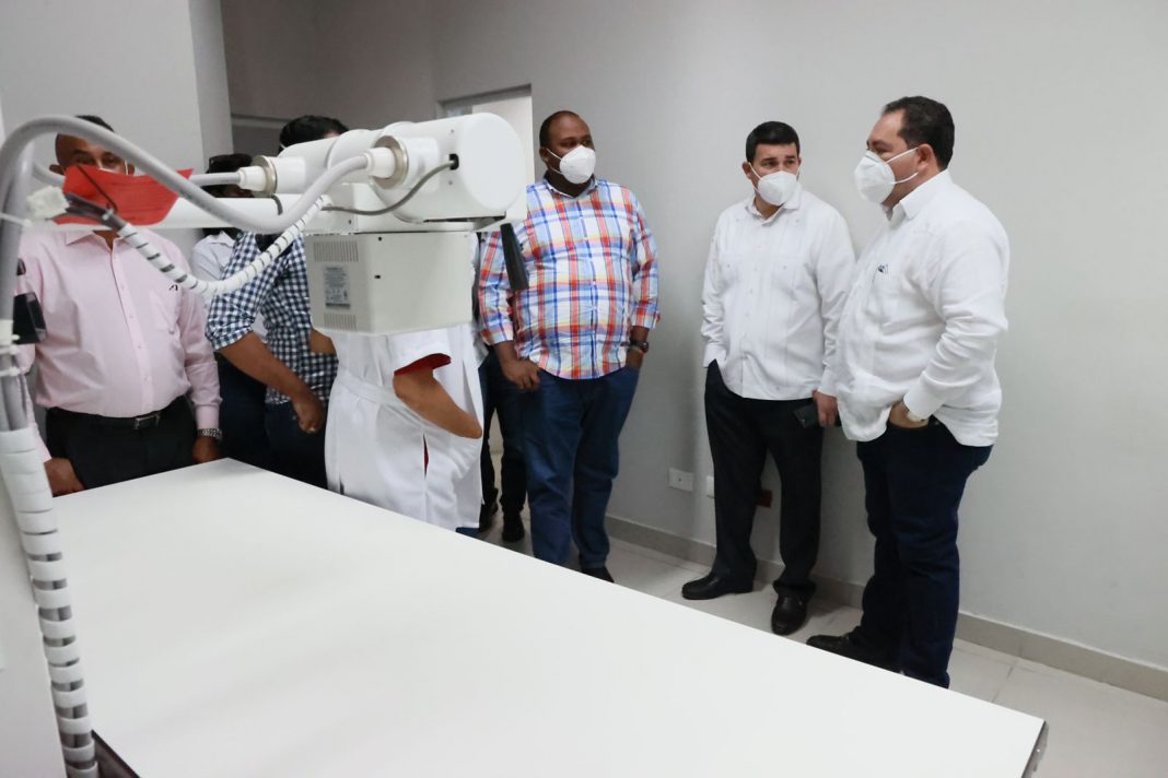 Director SNS Recorre Centros De Salud 4