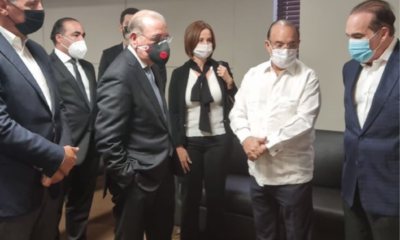 Foto El Expresidente Danilo Medina Da El Pesame Al Presidente Del PRSC Quique Antun.