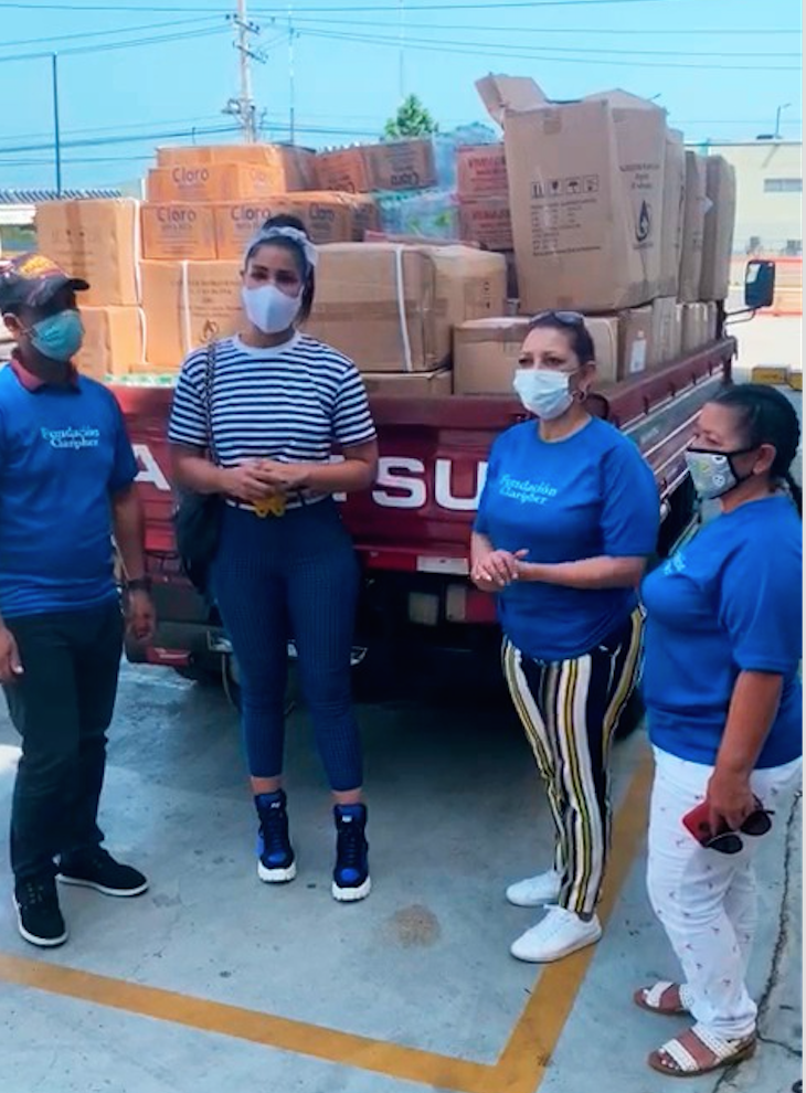 Foto Entrega De Donativo A Haiti.