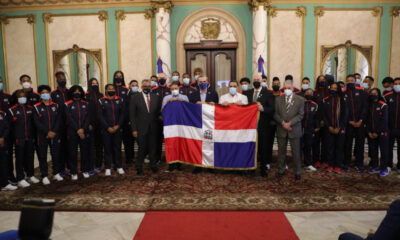 Presidente Con Atletas