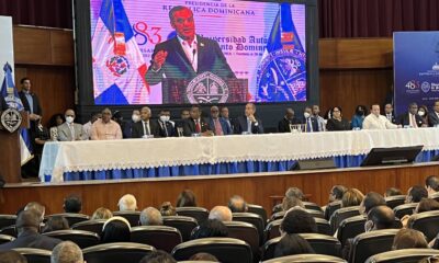 EN LA UASD 2 1