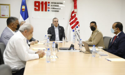 Sistema 9 1 1 Recibe Al Presidente Abinader