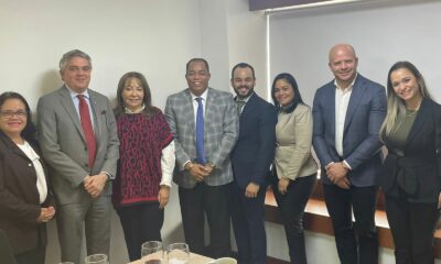 CON EMBAJADOR