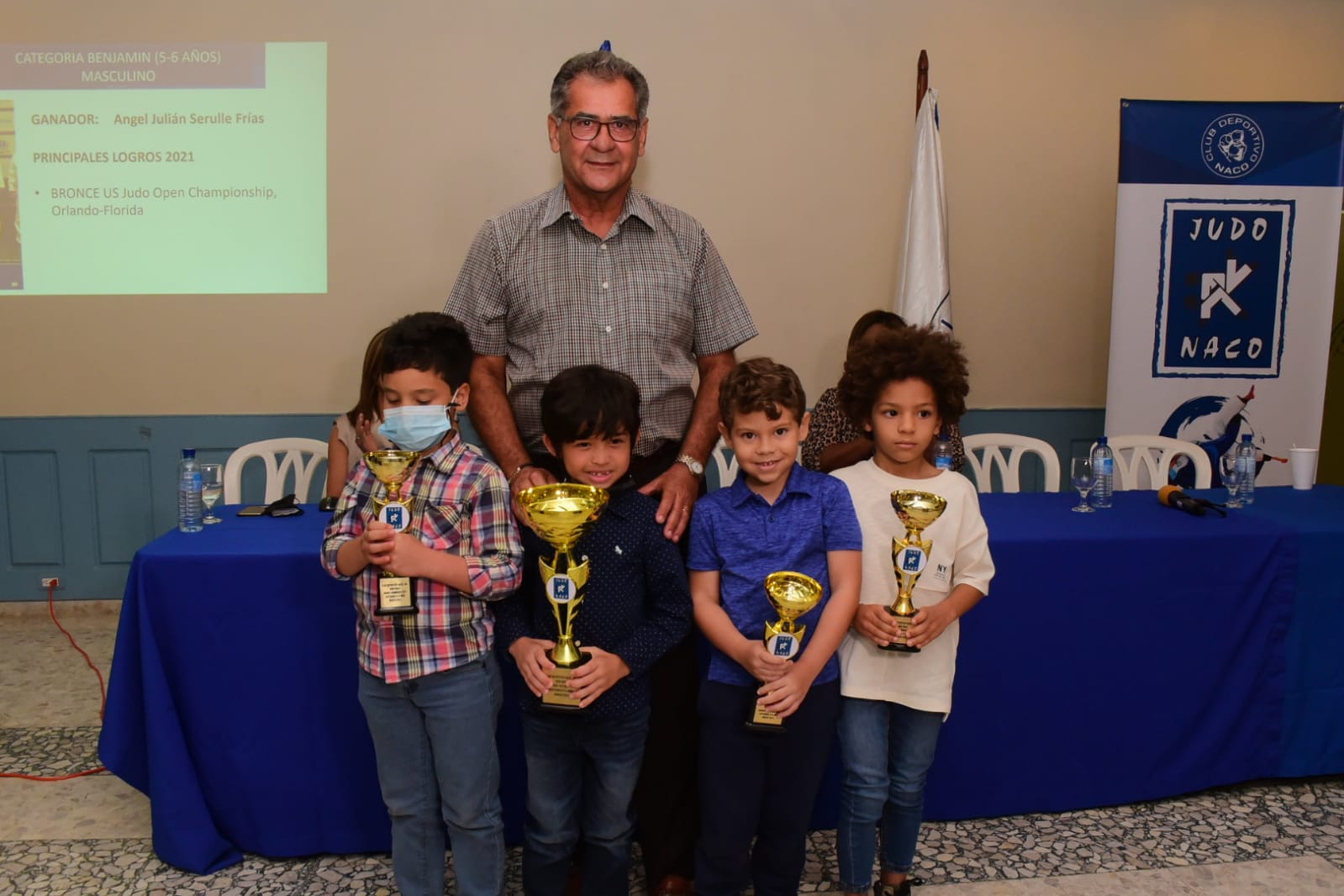 Lucho Premia Judocas