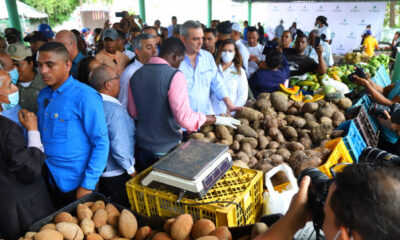 Abinader Y Ayuda Social