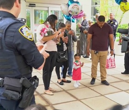 Z Menor Dominicana De 11 Meses Herida De Un Tiro En El Bronx Es Dada De Alta