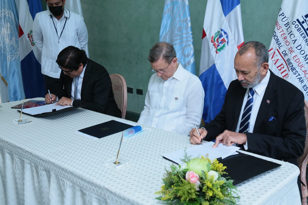 FOTO ACUERDO INABIE FAO 3