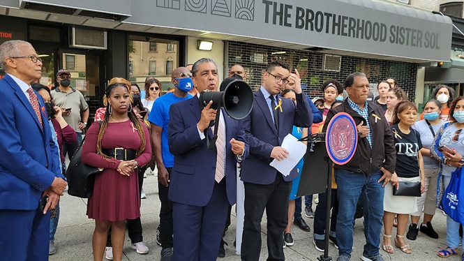 Z Marchan En El Alto Manhattan Contra Violencia Armas De Fuego