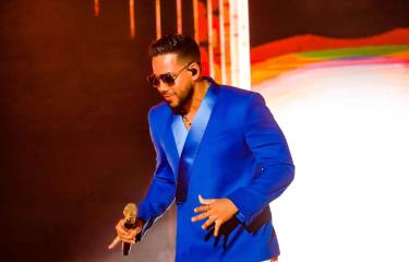 Romeo Santos Foto Jesus Jimenez4 A51eeb75 Focus Min0.07 0.41 375 240