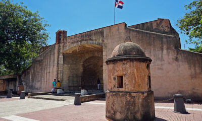 Puerta Del Conde