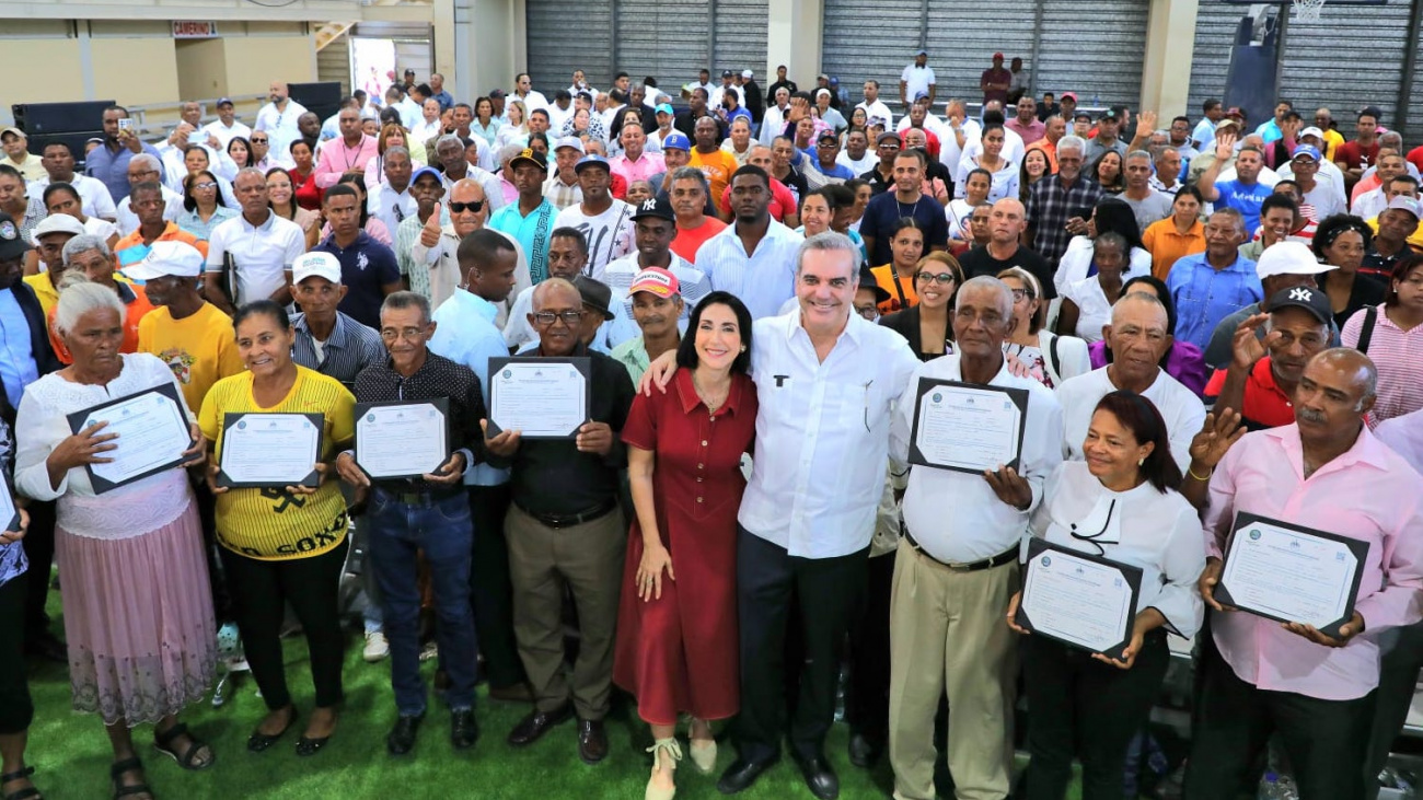 Abinader En Azua