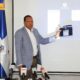 FOTO 1. El Director Ejecutivo De Pro Consumidor Eddy Alcantara Presenta Un Estudio Comparativo De Precios De Los Productos Alimentarios.