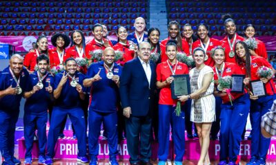 Marte Hoffiz Y Ana Guevara Premiaron