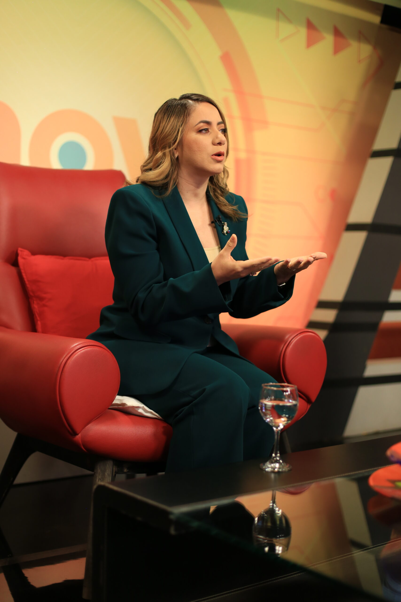 Gloria Reyes La Feminizacion De La Pobreza En RD Inicia Con Las Uniones Tempranas Y El Embarazo En Las Adolescentes Scaled