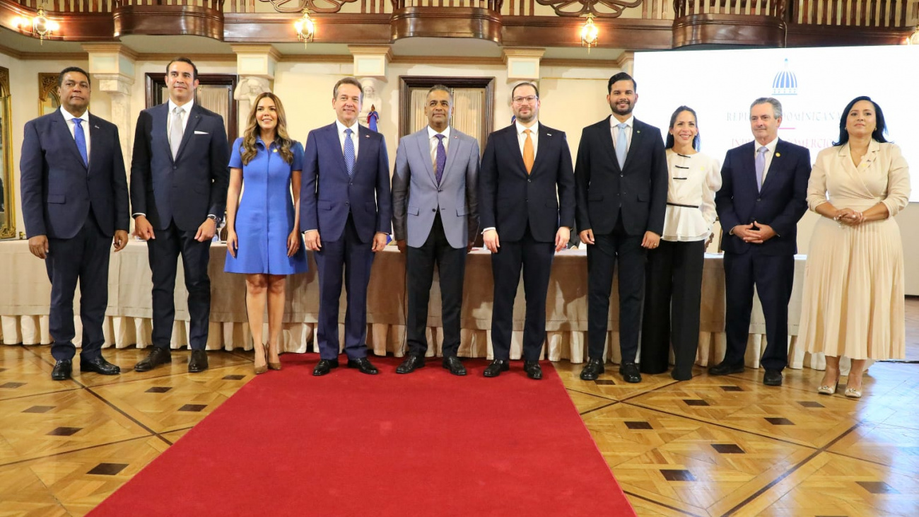 Goierno Entrega 25 Millones